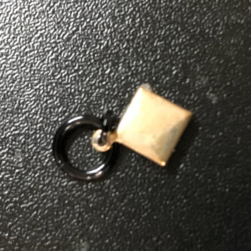 Obsidian Square Pendant - Picture 4 of 6